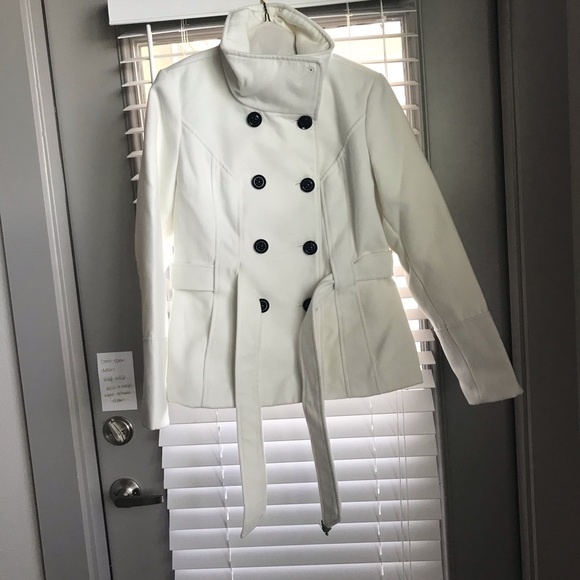 White Jacket - Picture 1 of 3